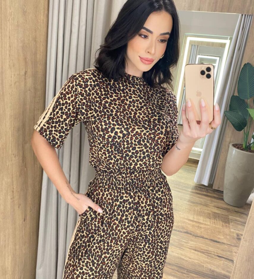 Conjunto Feminino Ana Blusa Manga Curta e Calça Estampa Animal Print - Fernanda Ramos Store