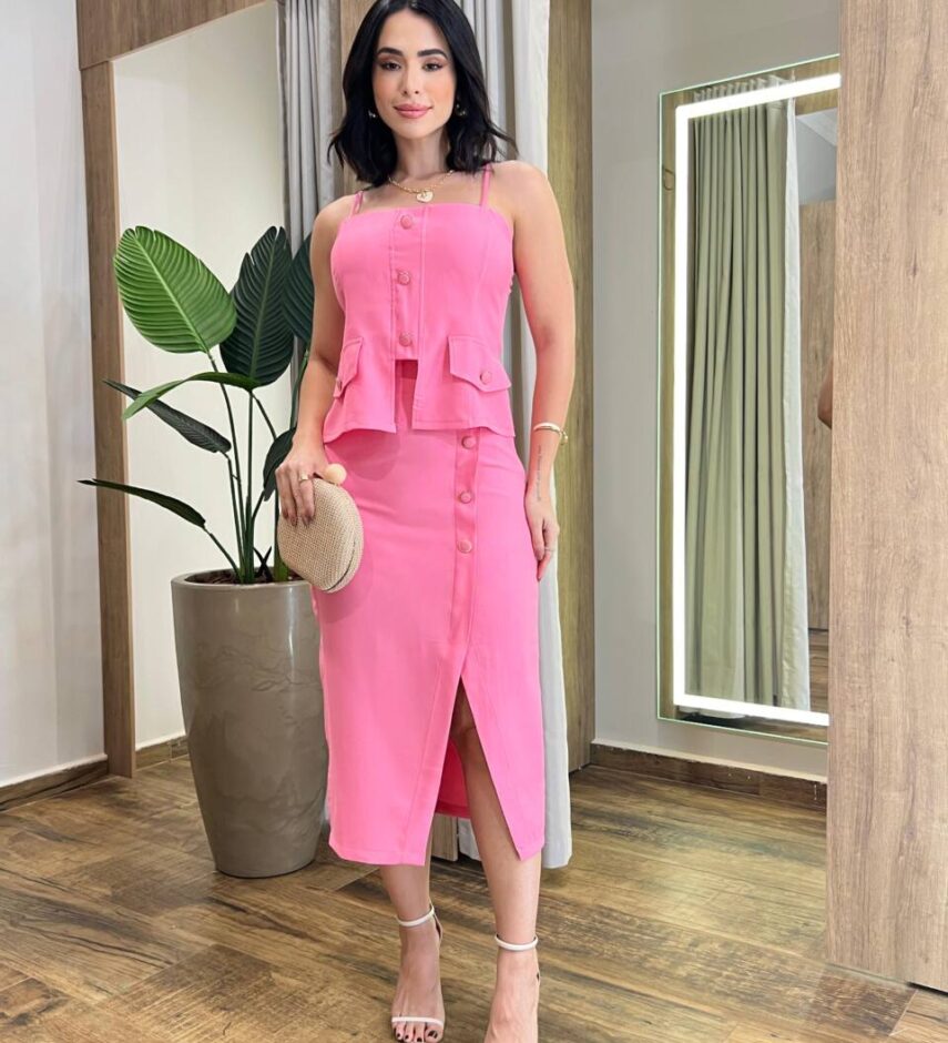 Conjunto Feminino Bianca Cropped com Bojo e Saia Midi Rosa - Fernanda Ramos Store