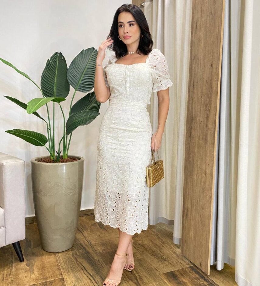 Conjunto Feminino Bordado Cropped com Bojo e Botões e Saia Midi Nude - Fernanda Ramos Store