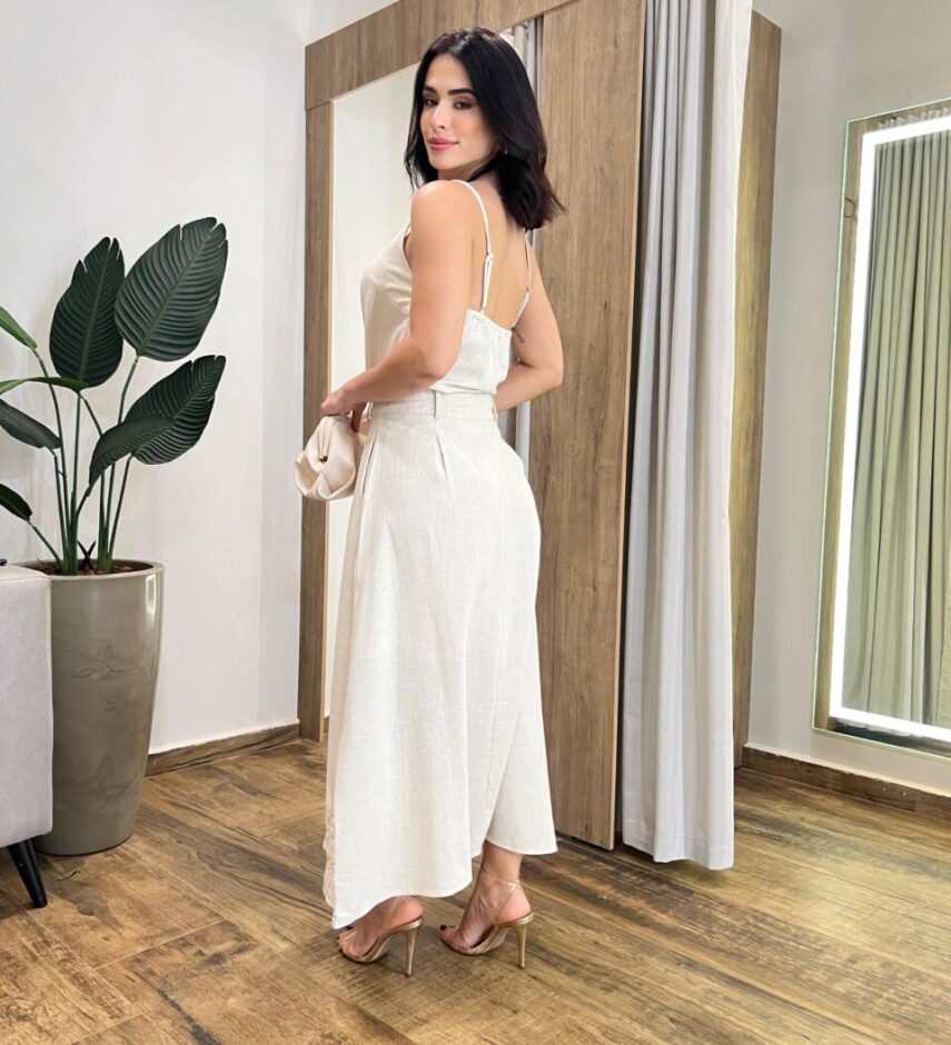 Conjunto Feminino Bordado Mia Cropped sem Bojo e Saia Longa Cru - Fernanda Ramos Store
