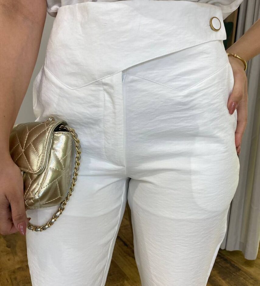 Conjunto Feminino Catarina Blusa Manga Curta e Calça Off White - Fernanda Ramos Store