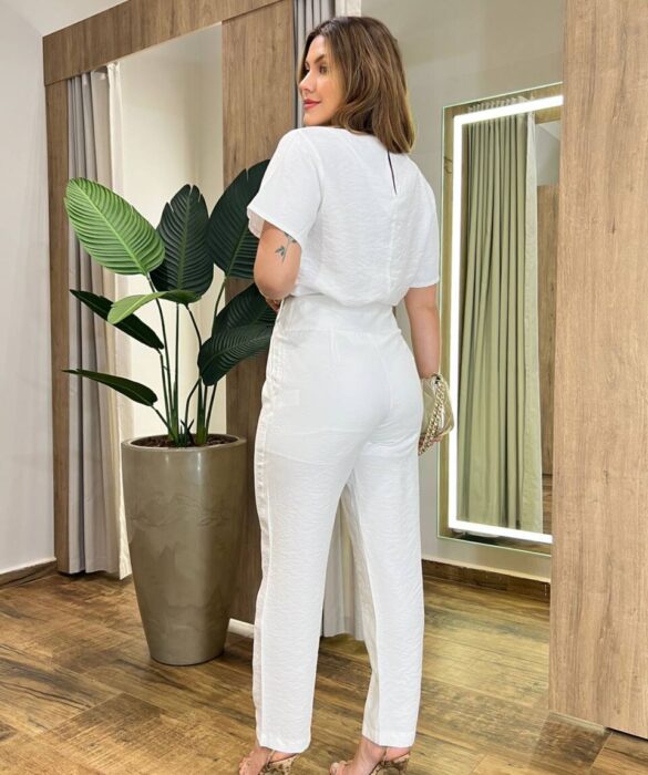 Conjunto Feminino Catarina Blusa Manga Curta e Calça Off White - Fernanda Ramos Store