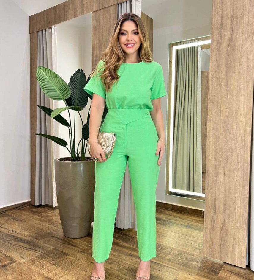Conjunto Feminino Catarina Blusa Manga Curta e Calça Verde - Fernanda Ramos Store