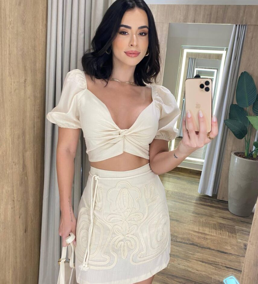 Conjunto Feminino Cropped sem Bojo e Short Saia Nude com Amarração - Fernanda Ramos Store