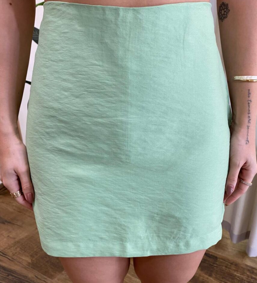 Conjunto Feminino Eduarda Blusa com Botões e Short Saia Verde - Fernanda Ramos Store