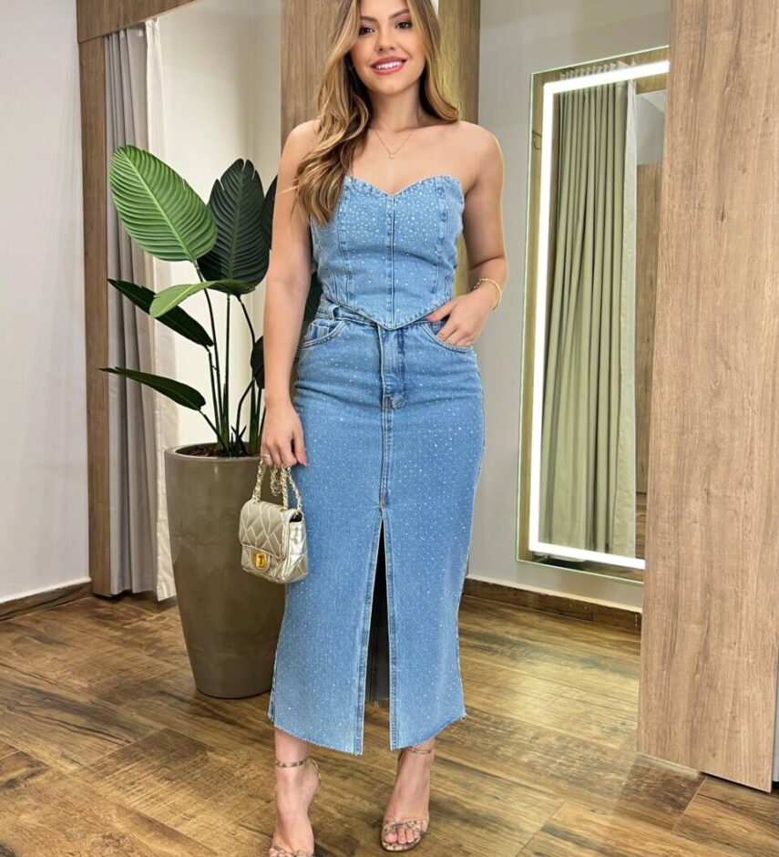 Cropped Feminino Stephanie sem Bojo com Lastex e Aplicações Jeans - Fernanda Ramos Store