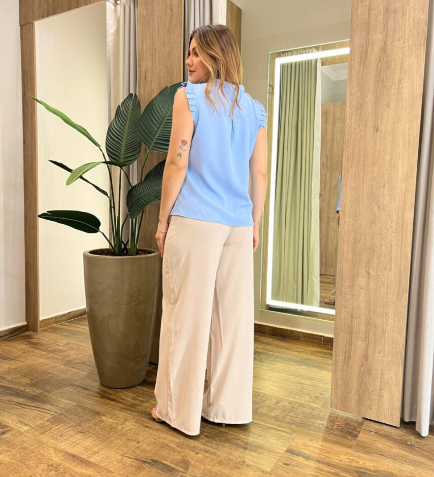 Regata Feminina Crepe Juliana Gola Alta com Detalhe Azul - Fernanda Ramos Store