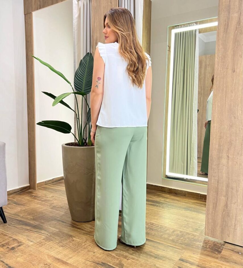 Regata Feminina Crepe Juliana Gola Alta com Detalhe Off White - Fernanda Ramos Store