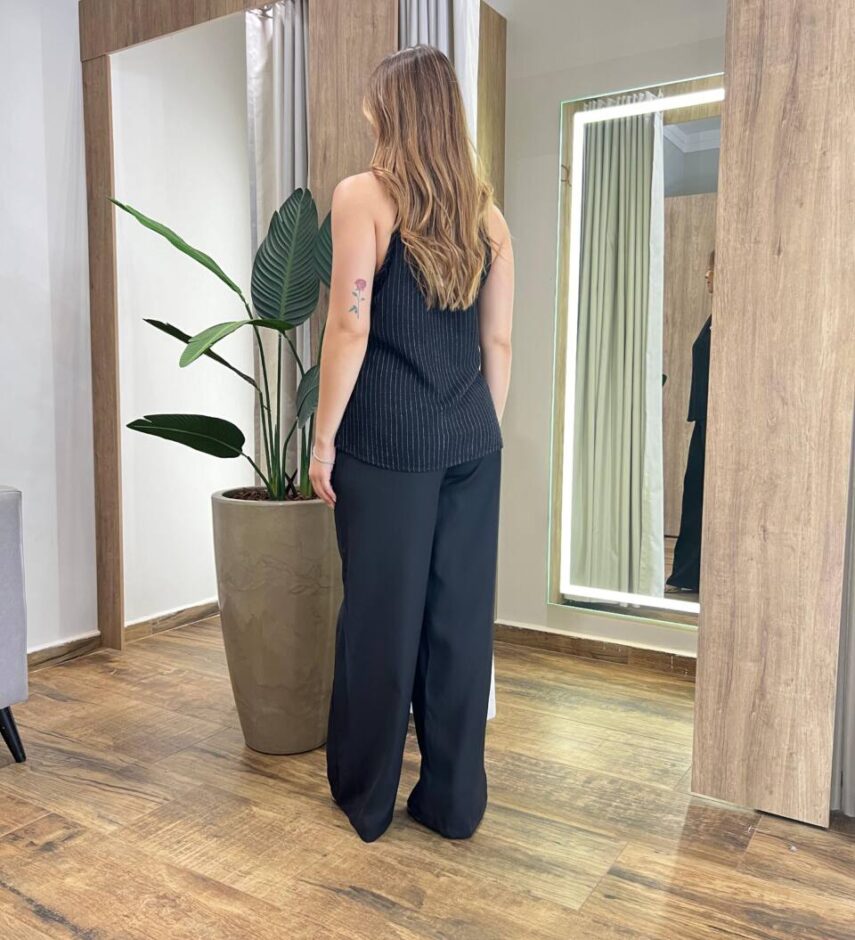 Regata Feminina Viscolinho Lorena Preta Listrada - Fernanda Ramos Store