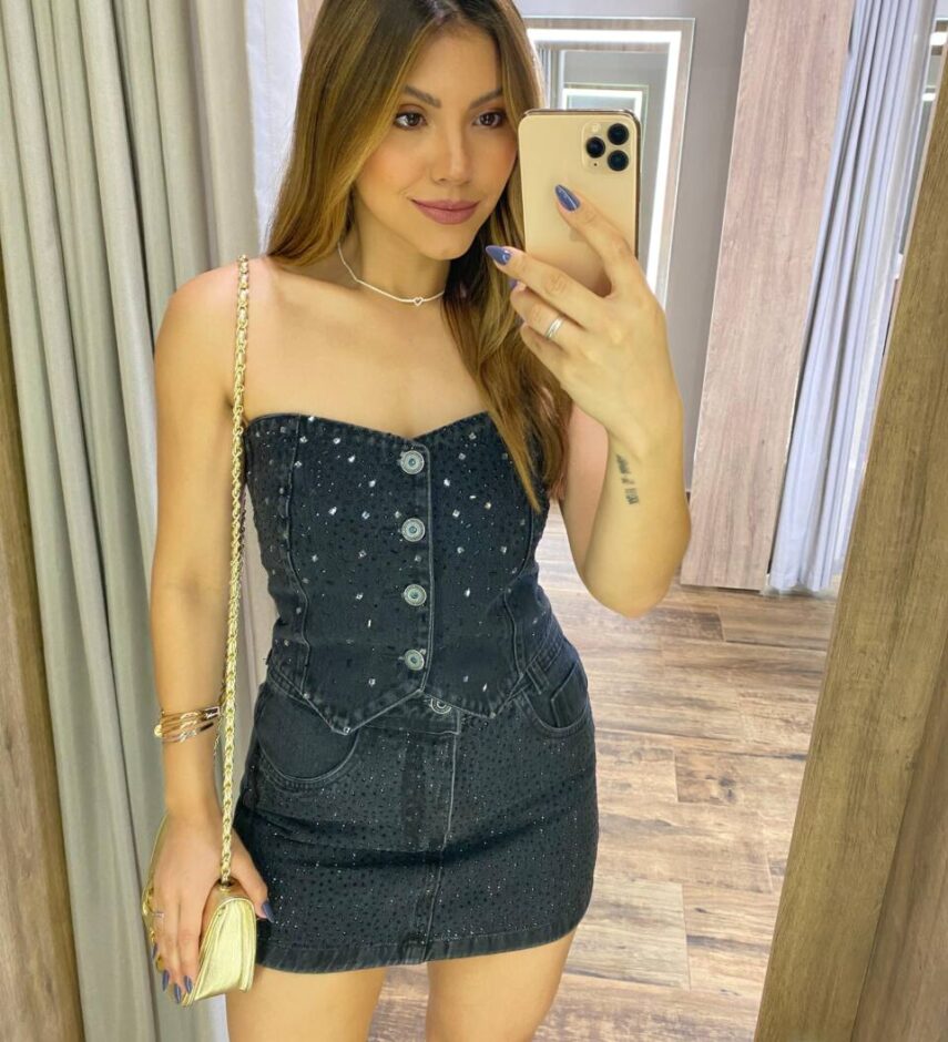 Saia Jeans Feminina Curta Mari com Aplicações Preta 1002P - Fernanda Ramos Store