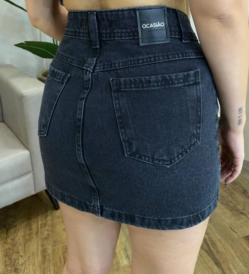 Saia Jeans Feminina Curta Mari com Aplicações Preta 1002P - Fernanda Ramos Store