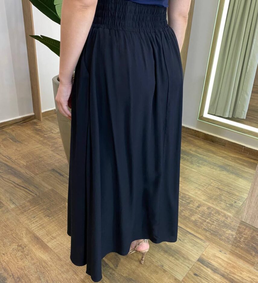 Saia Longa Feminina Agatha com Bolsos e Fenda Preta - Fernanda Ramos Store