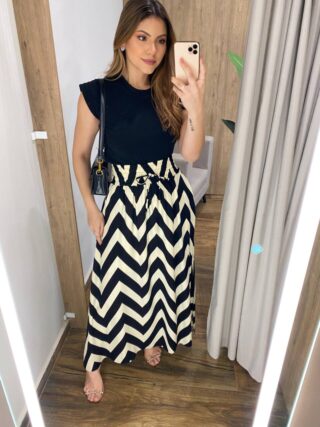 Saia Longa Feminina Luísa com Bolsos e Fenda Estampa Zig Zag - Fernanda Ramos Store