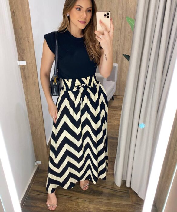 Saia Longa Feminina Luísa com Bolsos e Fenda Estampa Zig Zag - Fernanda Ramos Store