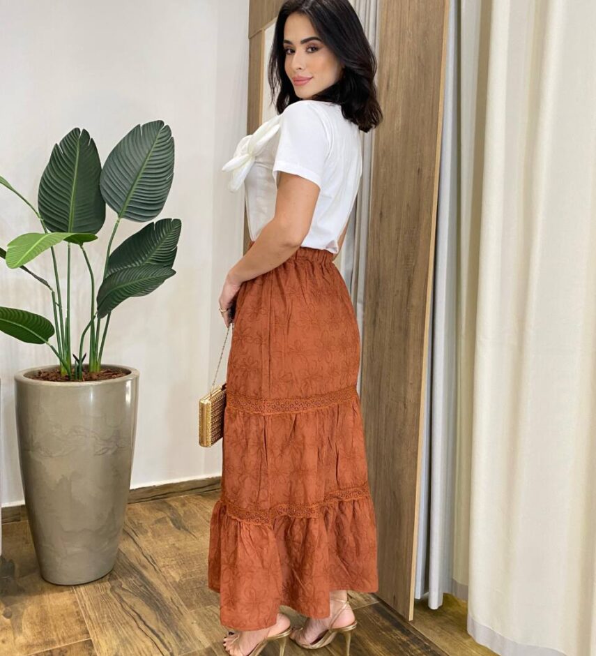 Saia Midi Feminina Nina com Bordado Floral Marrom - Fernanda Ramos Store