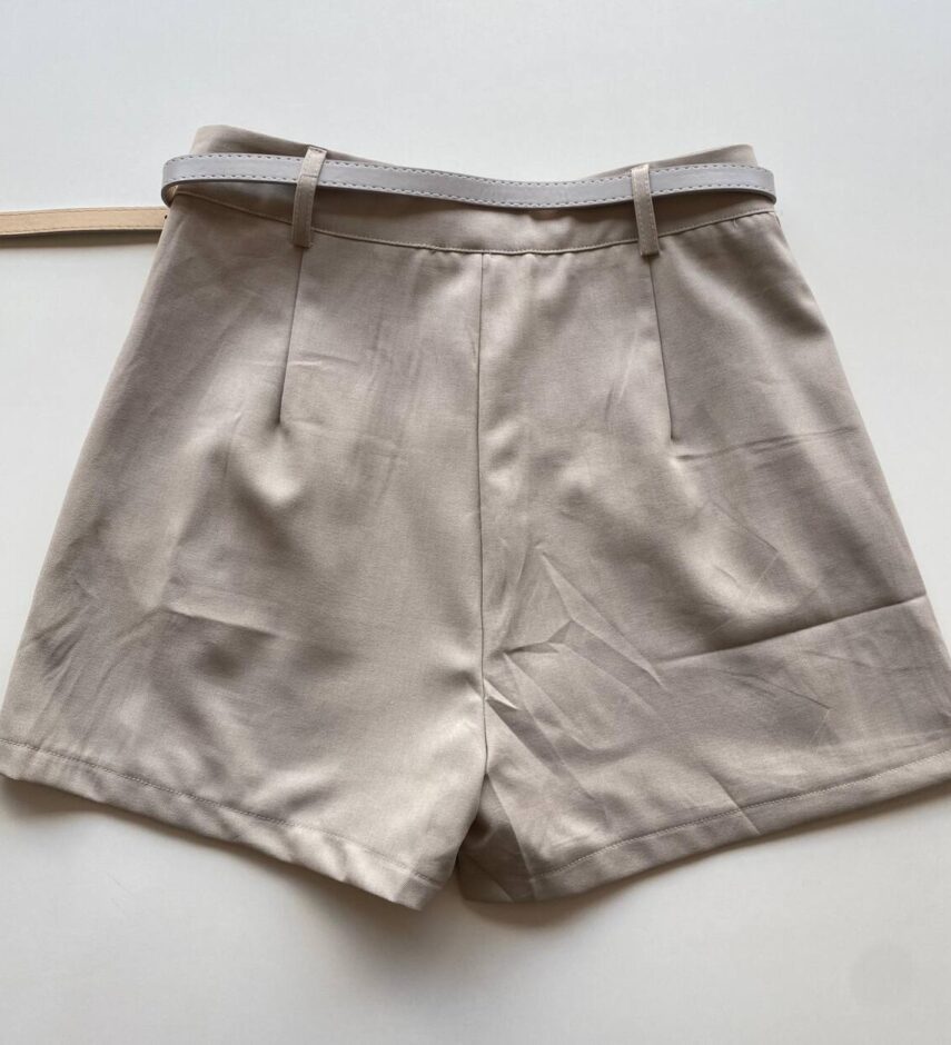 Short Feminino Alfaiataria Louise Bege com Cinto - Fernanda Ramos Store
