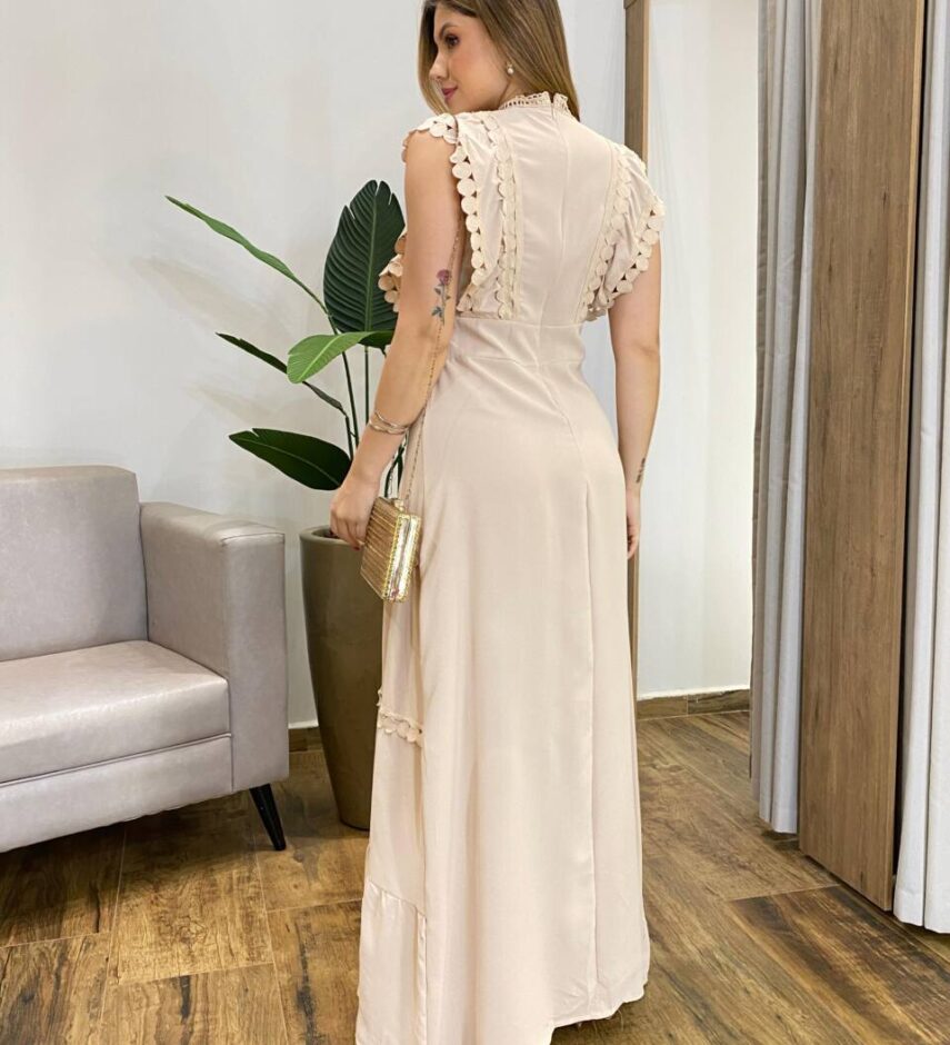 Vestido Longo Flor sem Bojo com Detalhes em Aviamentos Bege - Fernanda Ramos Store
