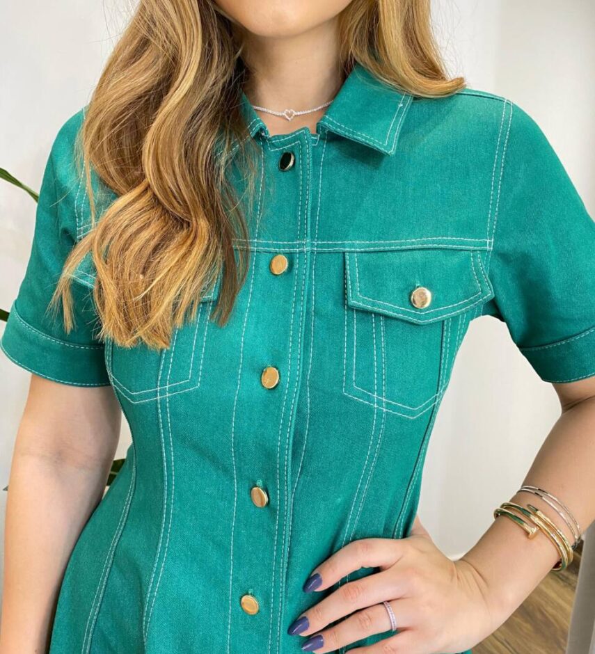 Vestido Midi Lady Sarja Manga Curta com Elastano e Botões Verde - Fernanda Ramos Store