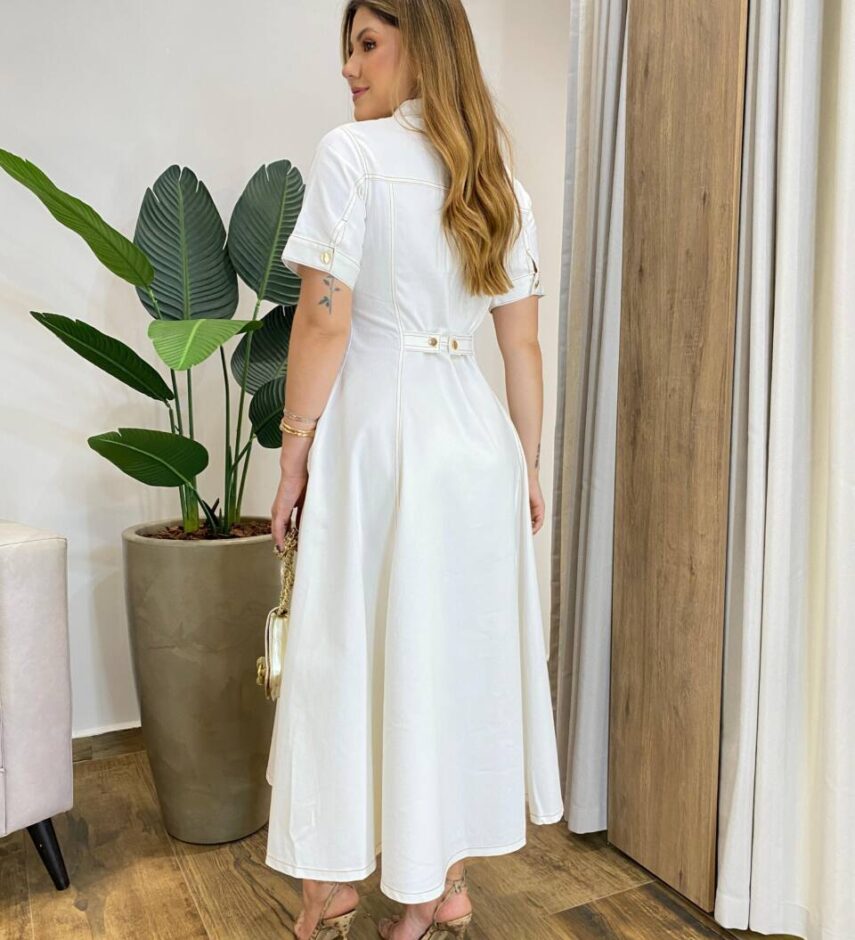 Vestido Midi Lady Sarja Manga Curta com Elastano e Botões Off White - Fernanda Ramos Store