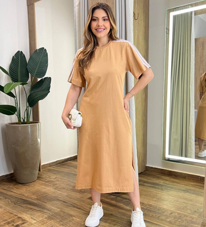 Vestido Midi Sophia Manga Curta sem Bojo com Fenda Caramelo - Fernanda Ramos Store