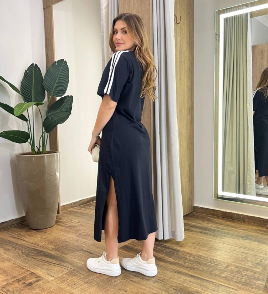 Vestido Midi Sophia Manga Curta sem Bojo com Fenda Preto - Fernanda Ramos Store