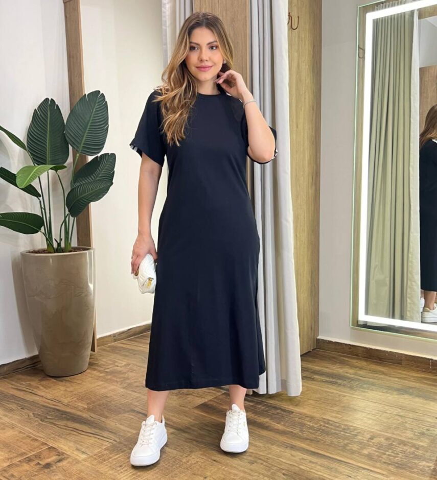 Vestido Midi Sophia Manga Curta sem Bojo com Fenda Preto - Fernanda Ramos Store