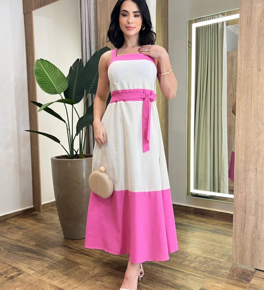 Vestido Midi Viscolinho Zoe Cru com Bojo e Amarração Detalhe Pink - Fernanda Ramos Store