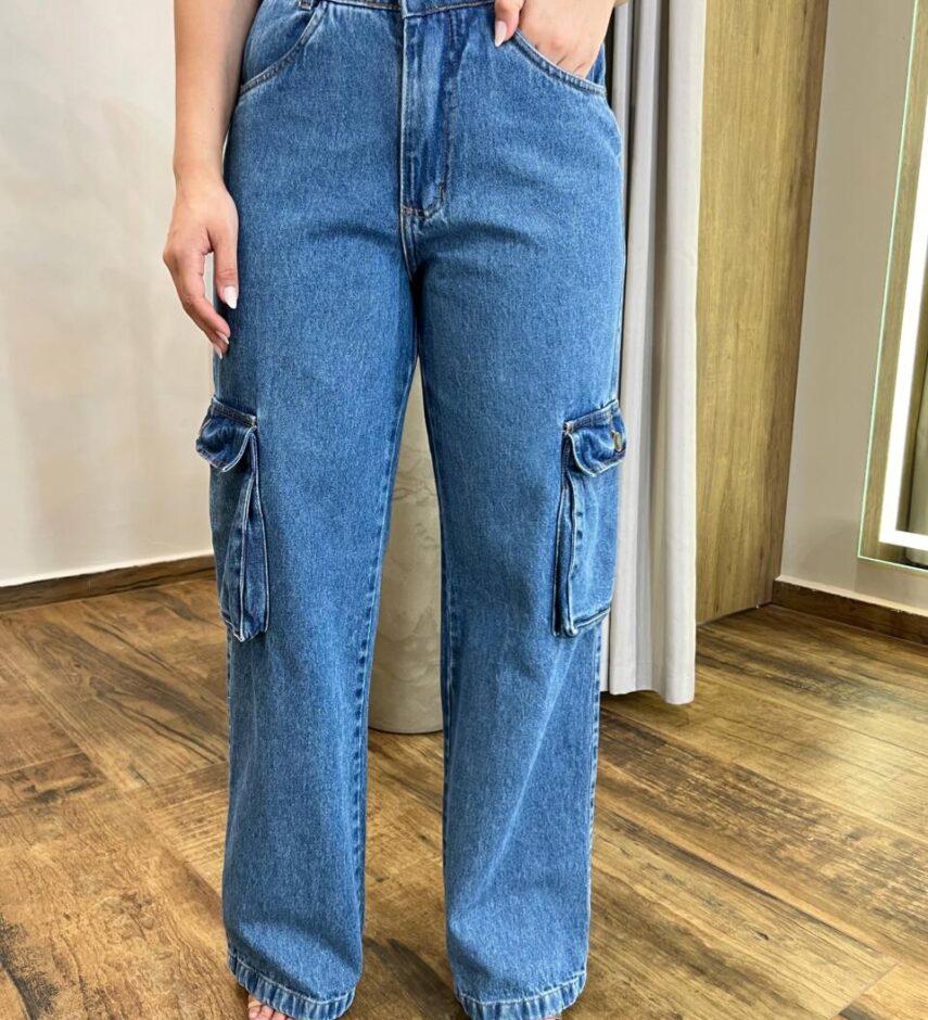 Calça Jeans Feminina Cargo Natasha Lavagem Escura 199 - Fernanda Ramos Store
