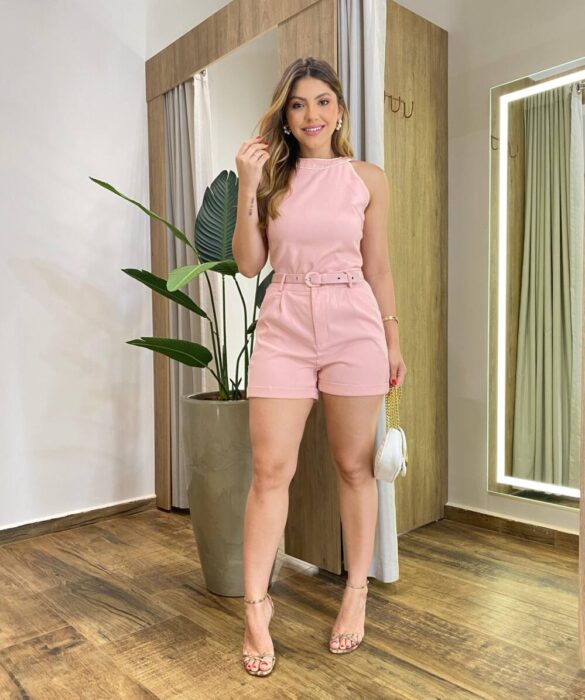 Conjunto Feminino Alfaiataria Yara Regata e Short Rosa com Cinto - Fernanda Ramos Store