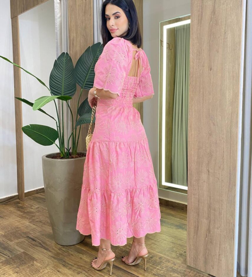 Conjunto Feminino Bia Laise Bordado Cropped sem Bojo e Saia Midi Rosa - Fernanda Ramos Store