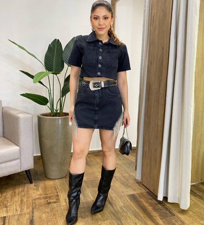 Cropped Feminino Carol Jeans Manga Curta com Botões Preto 1099P - Fernanda Ramos Store