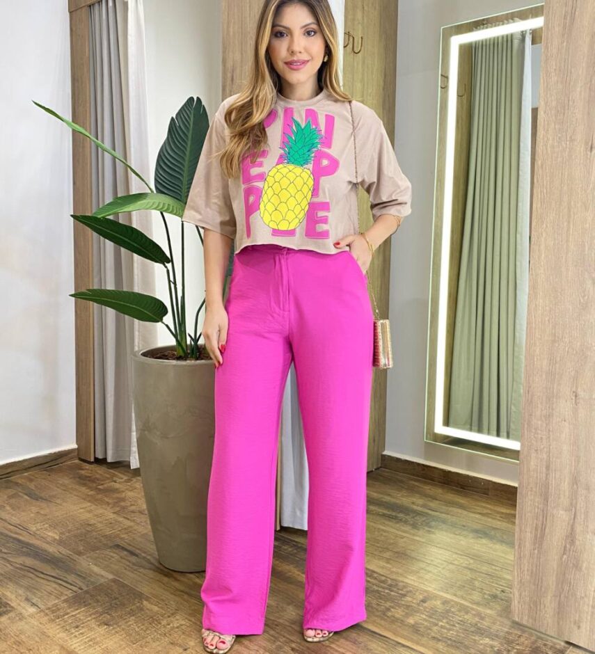 Cropped Feminino Manga Curta Aurora Estampado Bege - Fernanda Ramos Store