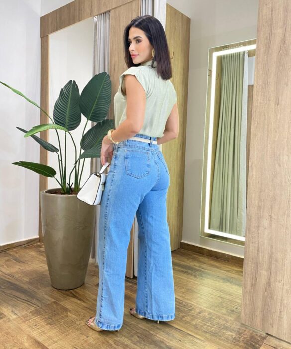 Cropped Feminino Muscle Cléo com Botões e Aplicações Verde - Fernanda Ramos Store