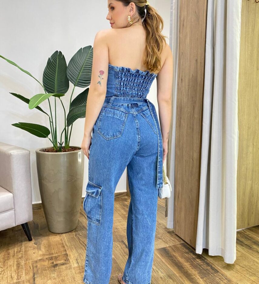 Macacão Feminino Longo Cargo Tomara Que Caia Jeans com Amarração - Fernanda Ramos Store