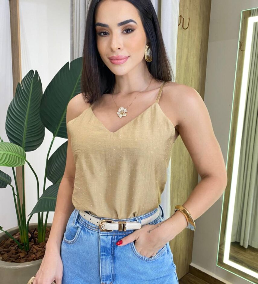 Regata Feminina Amélia com Aplicações em Strass Bege - Fernanda Ramos Store