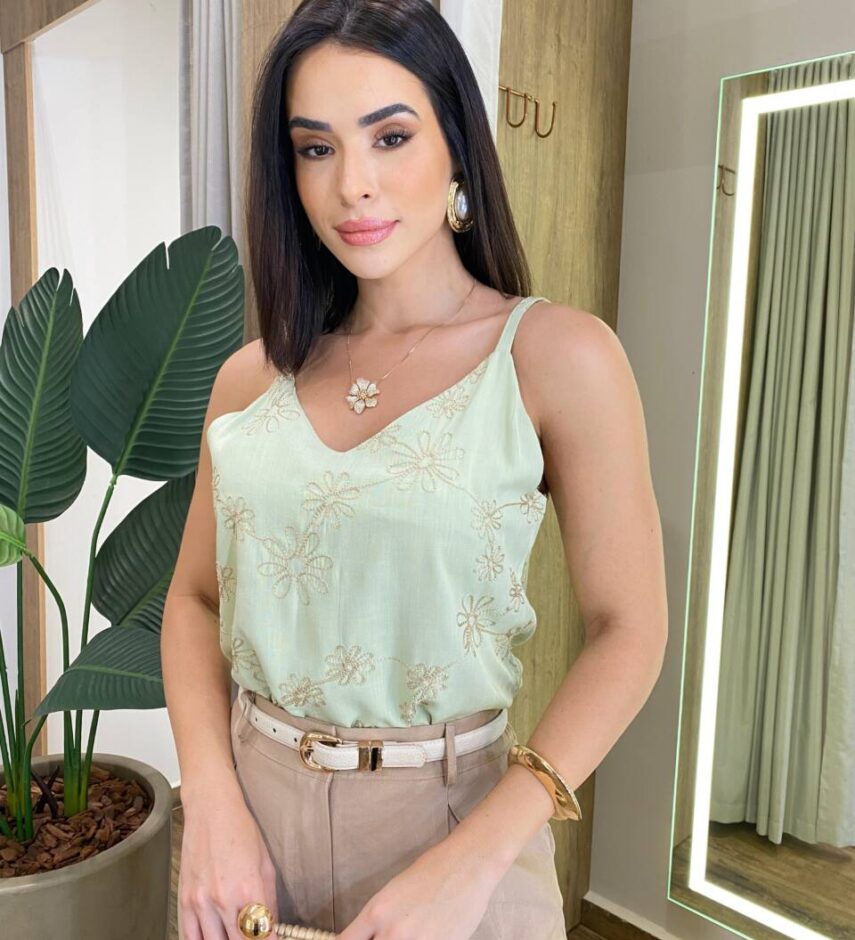 Regata Feminina Júlia Bordada sem Bojo com Alça Regulável Verde - Fernanda Ramos Store