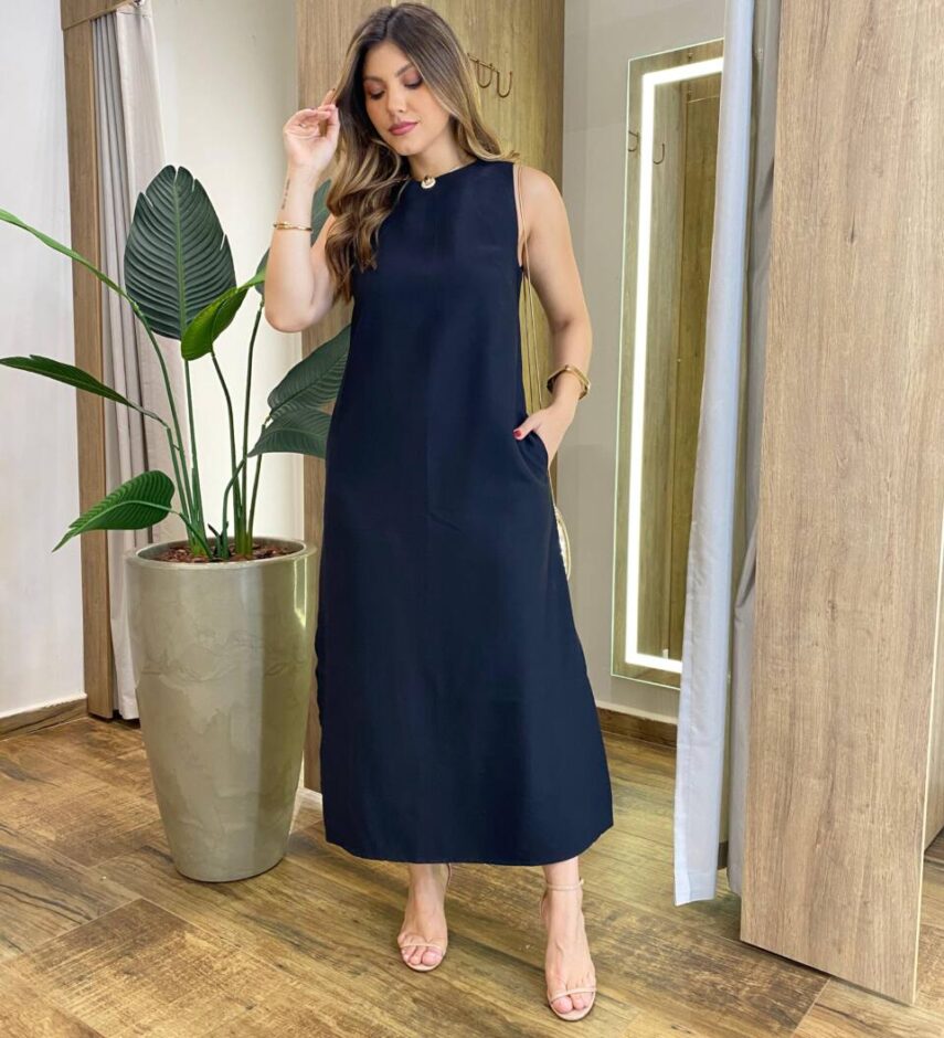 Vestido Midi Ana sem Bojo com Fenda Lateral e Bolsos Preto - Fernanda Ramos Store