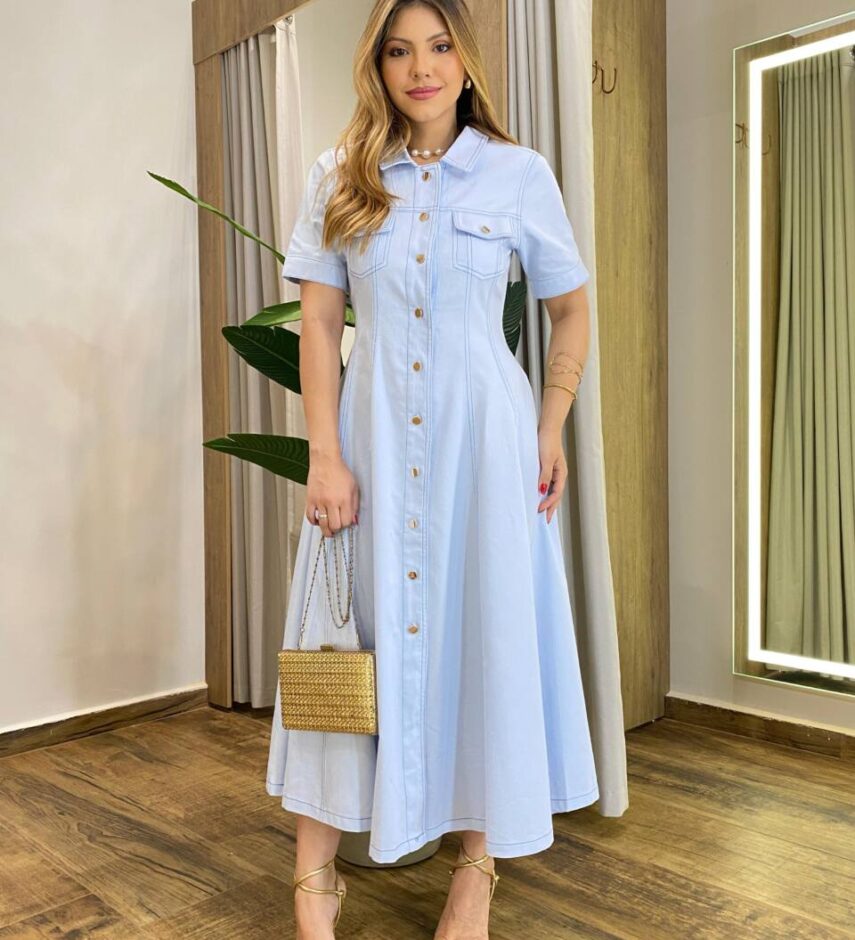 Vestido Midi Lady Sarja Manga Curta com Elastano e Botões Azul - Fernanda Ramos Store