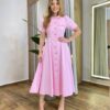 Vestido Midi Lady Sarja Manga Curta com Elastano e Botões Rosa - Fernanda Ramos Store