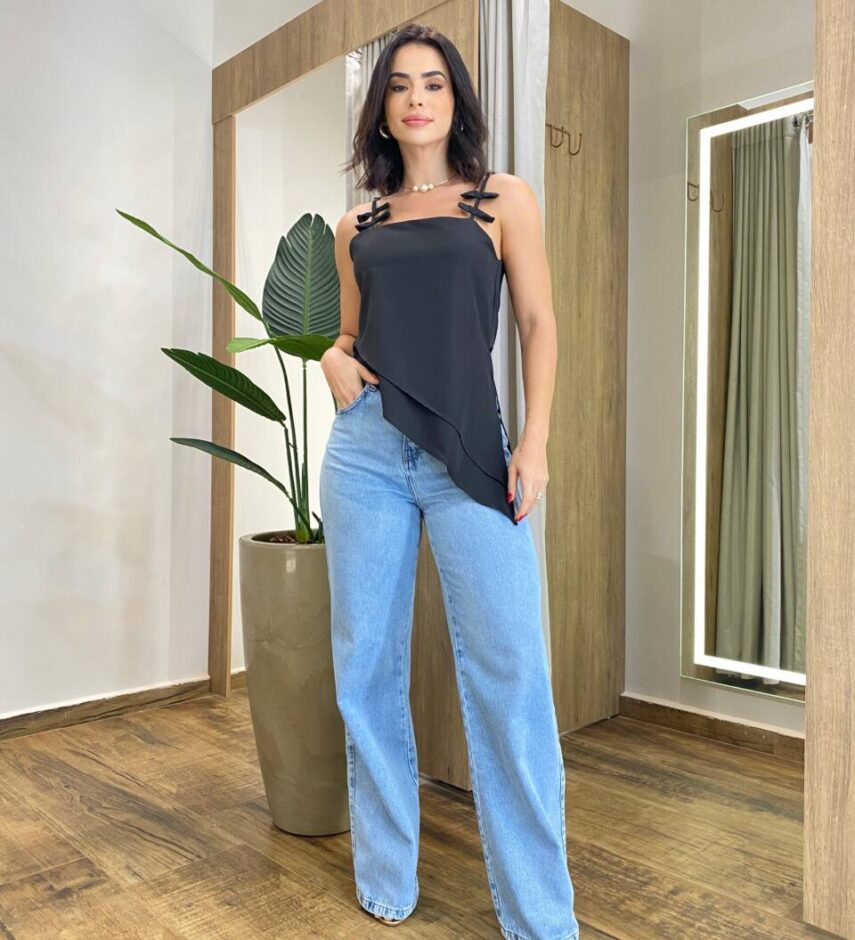 Blusa Feminina Assimétrica Jane Alça Regulável sem Bojo Preta - Fernanda Ramos Store