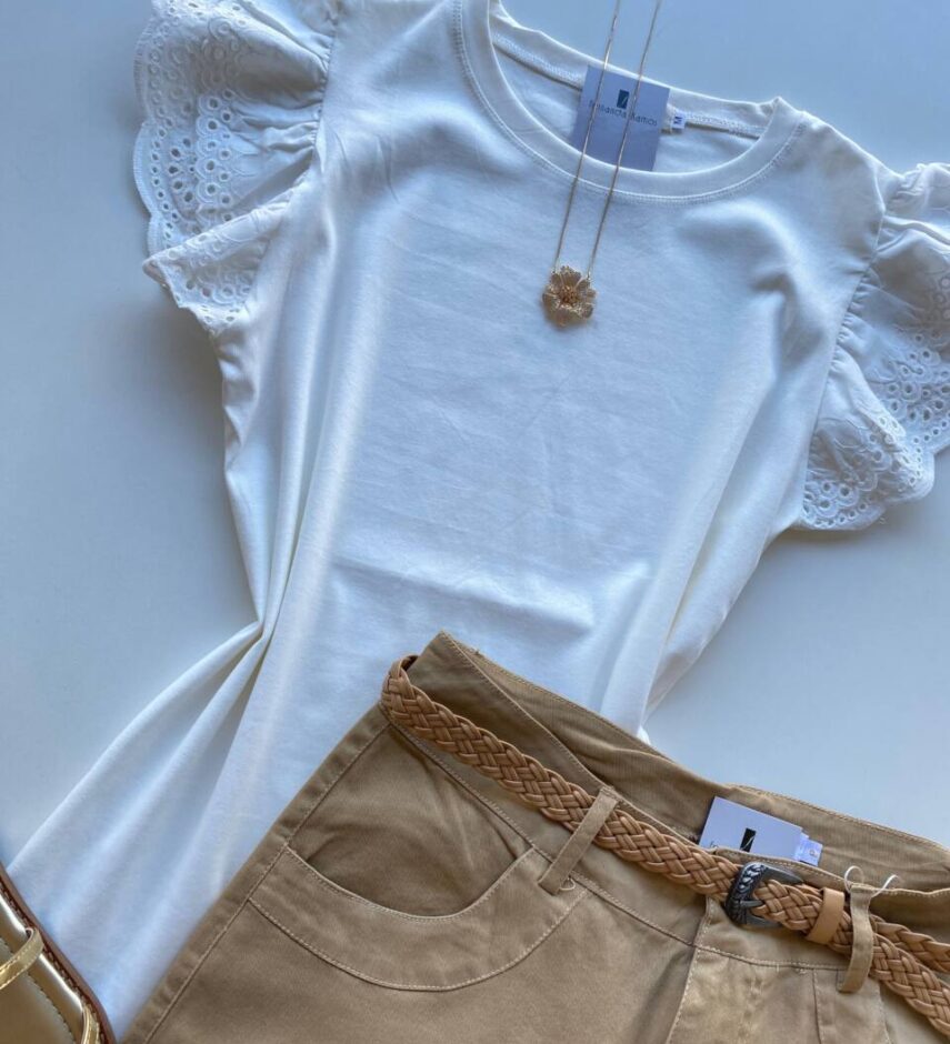 Blusa Feminina Stella com Detalhe em Laise na Manga Branca - Fernanda Ramos Store