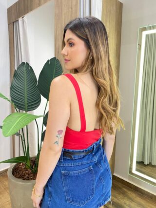 Body Feminino Ingrid Detalhe Dourado com Bojo Vermelho - Fernanda Ramos Store