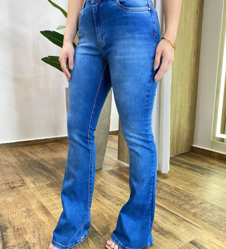 Calça Jeans Feminina Bella Flare Dois Botões 25710 - Fernanda Ramos Store