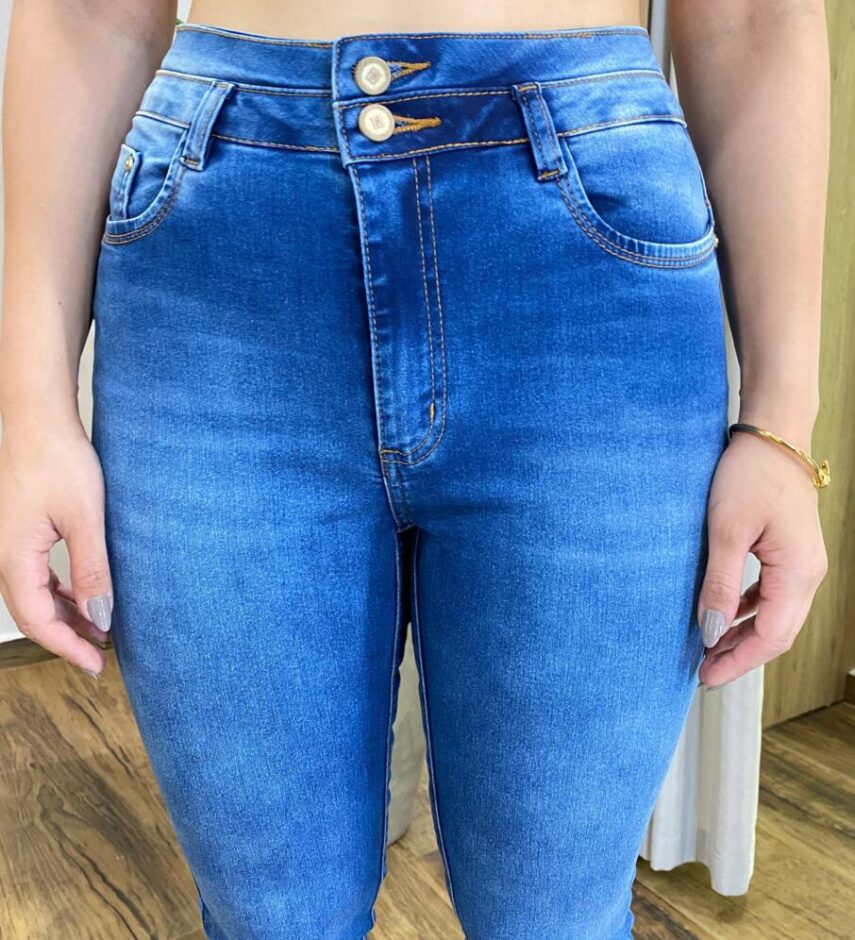 Calça Jeans Feminina Bella Flare Dois Botões 25710 - Fernanda Ramos Store