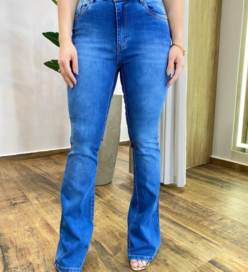 Calça Jeans Feminina Bella Flare Dois Botões 25710 - Fernanda Ramos Store