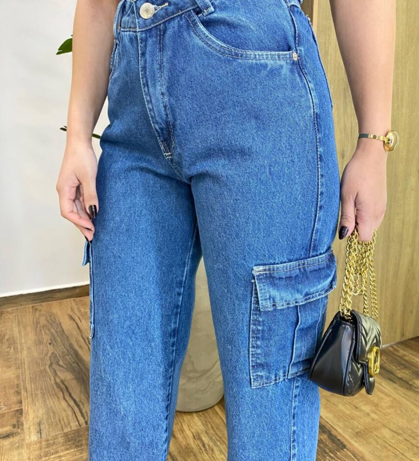 Calça Jeans Feminina Cargo Lara Lavagem Média 182 - Fernanda Ramos Store
