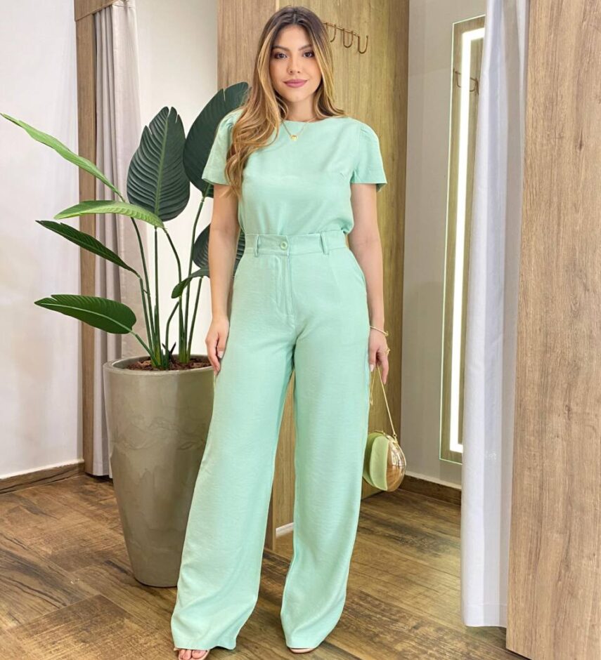 Conjunto Feminino Alfaiataria Isa Cropped e Calça Pantalona Verde - Fernanda Ramos Store