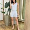 Conjunto Feminino Alfaiataria Mirela Colete e Short Off White - Fernanda Ramos Store