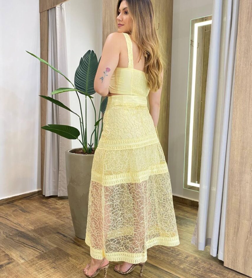 Conjunto Feminino Visolinho Hanna Cropped sem Bojo e Saia Longa Amarelo - Fernanda Ramos Store