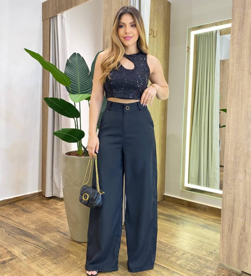 Cropped Feminino Paetê Cléo com Bojo e Detalhe Preto - Fernanda Ramos Store